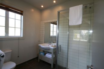 Capital Cottage Master upstairs ensuite